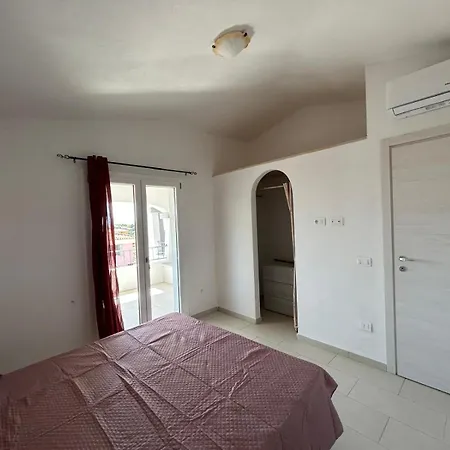 Apartamento Ampio Bilo Bellissima Vista Mare B8 *