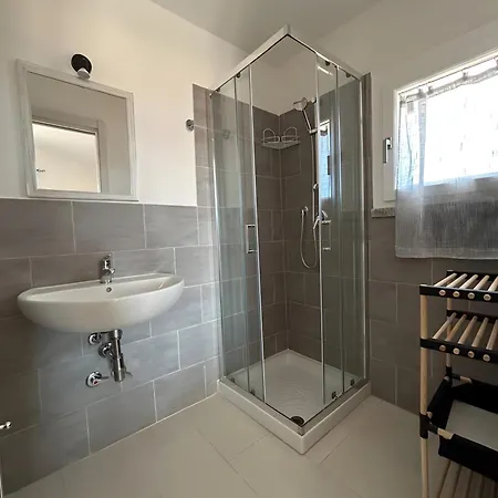 Ampio Bilo Bellissima Vista Mare B8 Apartman *